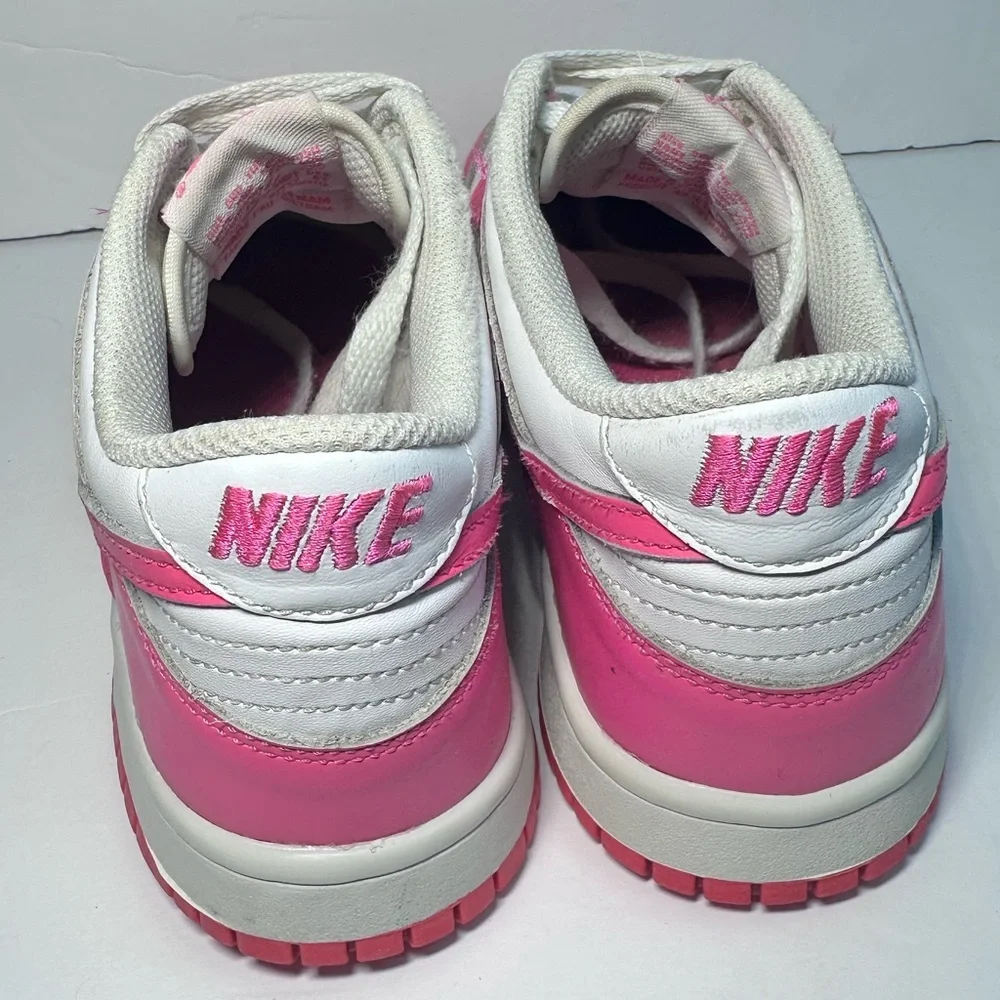 Nike Kids Sneakers in Pink and White